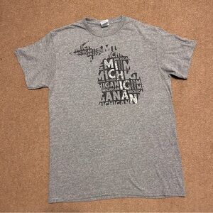 Gray Michigan T-Shirt Adult Sz M Short Sleeve Crew Neck
